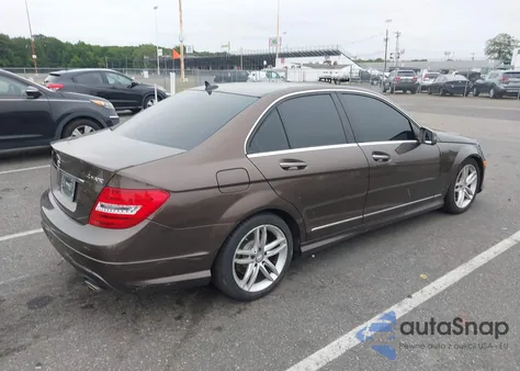 2013 Mercedes-Benz C 300 Sport 4Matic from USA, damaged, VIN WDDGF8AB6DA790762